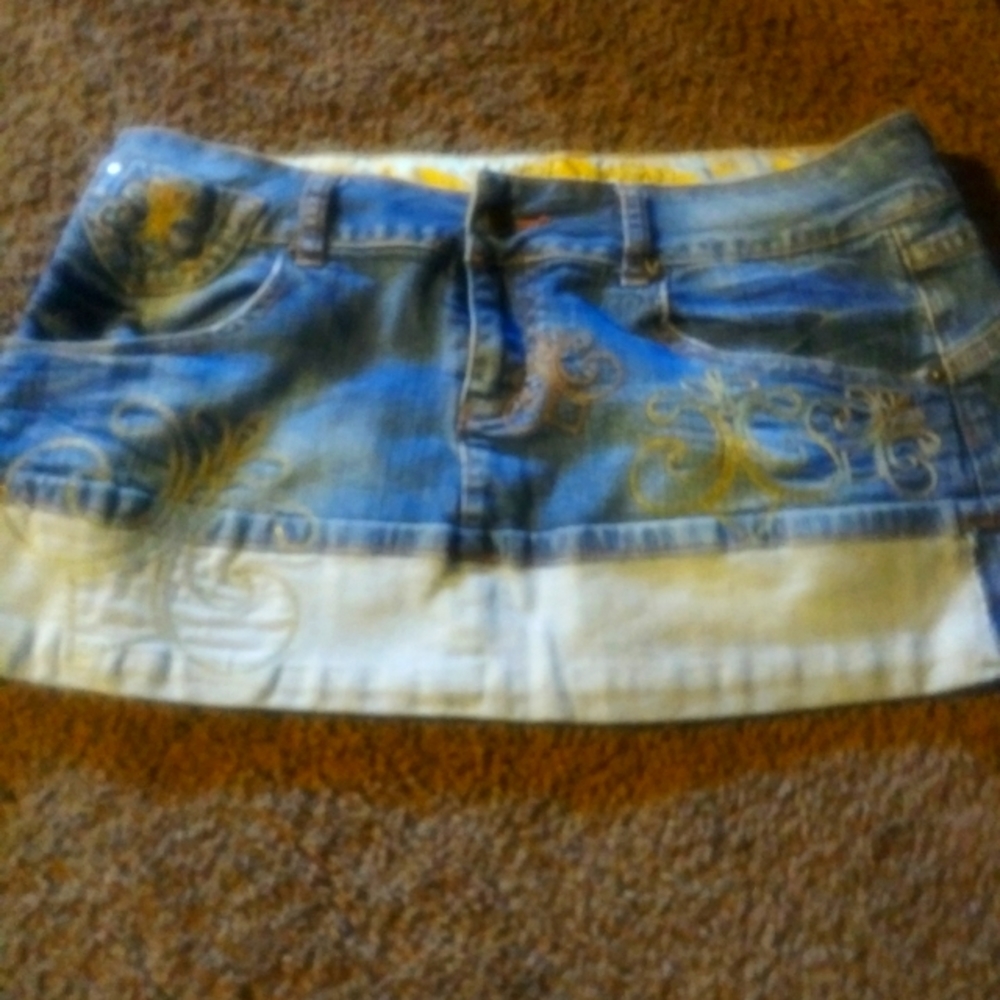 Dereon denim accented skirt